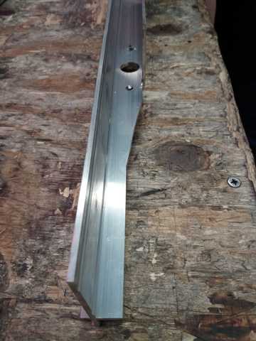 PERFIL INFERIOR IZDO PTA.EXT.ALU.EVOL-14